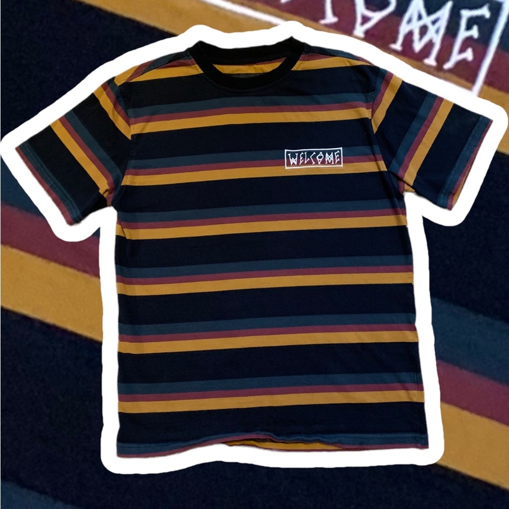 Welcome Striped Black, Yellow, Blue, and Red Logo T-Shirt Men’s Size M